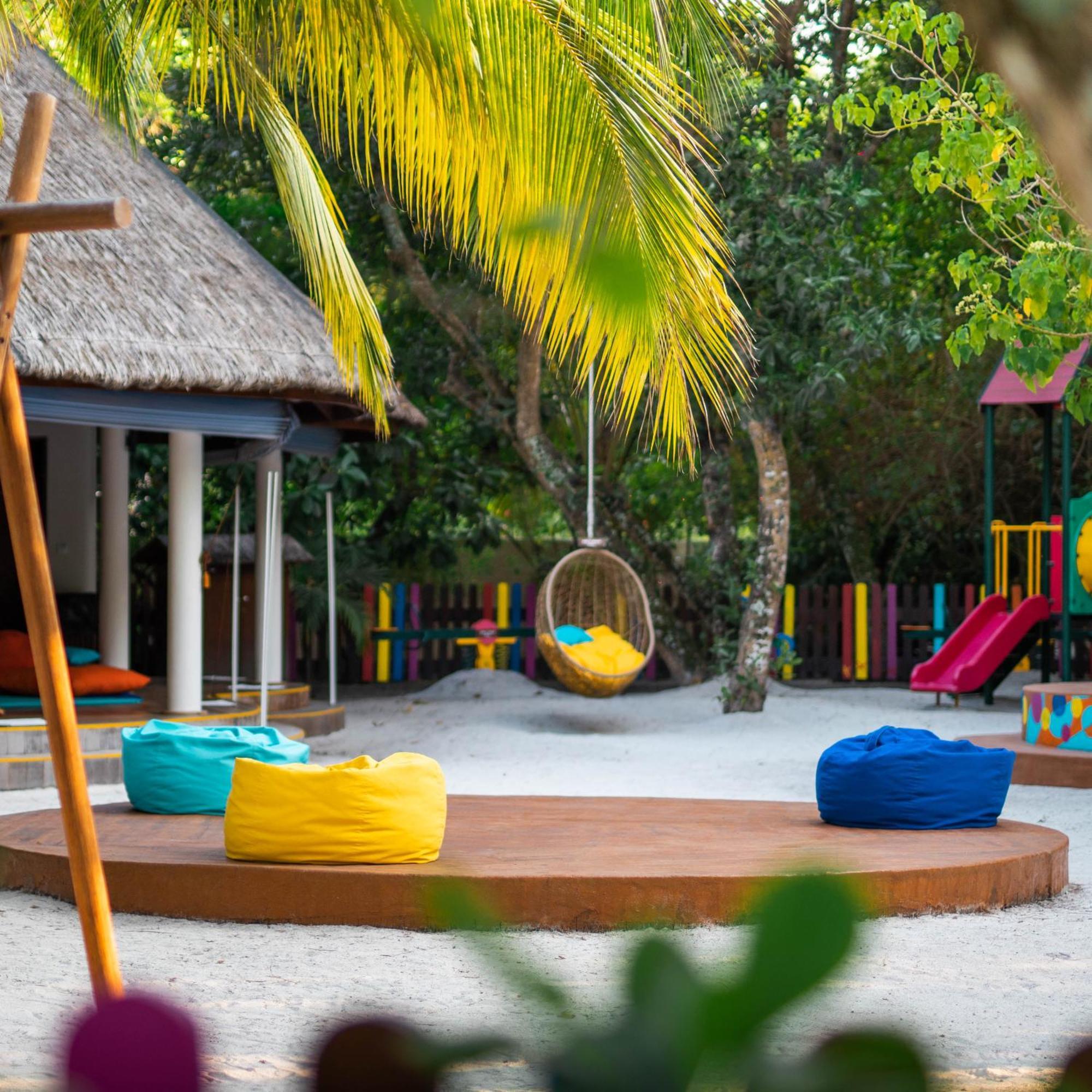 Adaaran Select Meedhupparu - Complimentary Stay For 1 Child For Stays Between April 2025 To September 2025 Meedhoo  Dış mekan fotoğraf