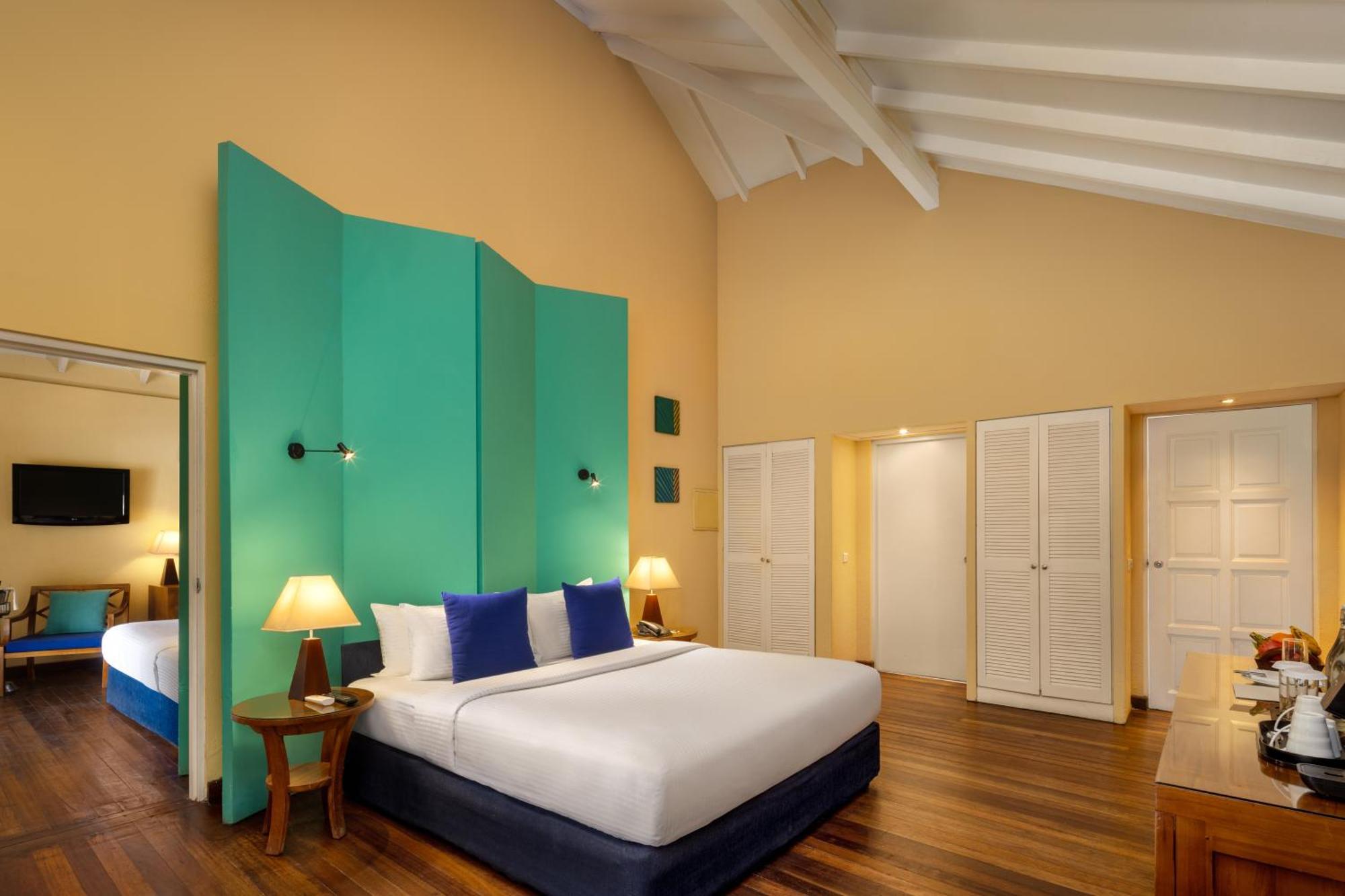 Adaaran Select Meedhupparu - Complimentary Stay For 1 Child For Stays Between April 2025 To September 2025 Meedhoo  Dış mekan fotoğraf