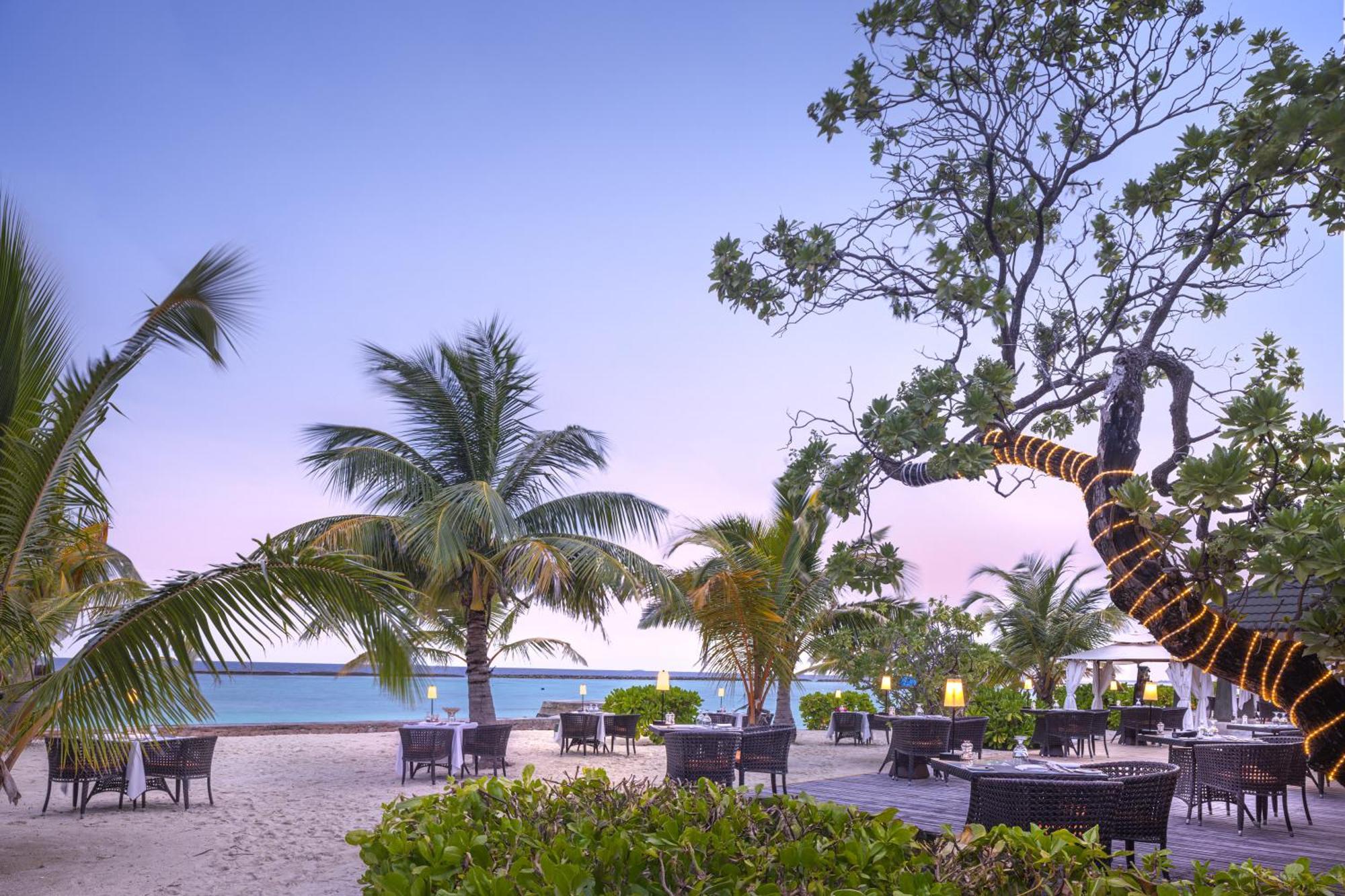 Adaaran Select Meedhupparu - Complimentary Stay For 1 Child For Stays Between April 2025 To September 2025 Meedhoo  Dış mekan fotoğraf