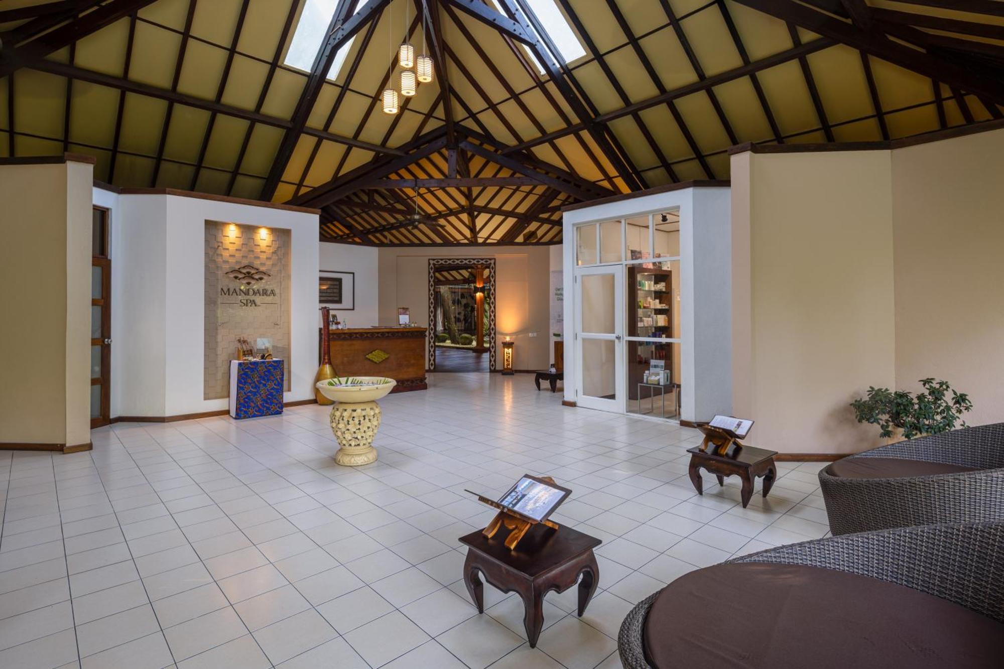 Adaaran Select Meedhupparu - Complimentary Stay For 1 Child For Stays Between April 2025 To September 2025 Meedhoo  Dış mekan fotoğraf